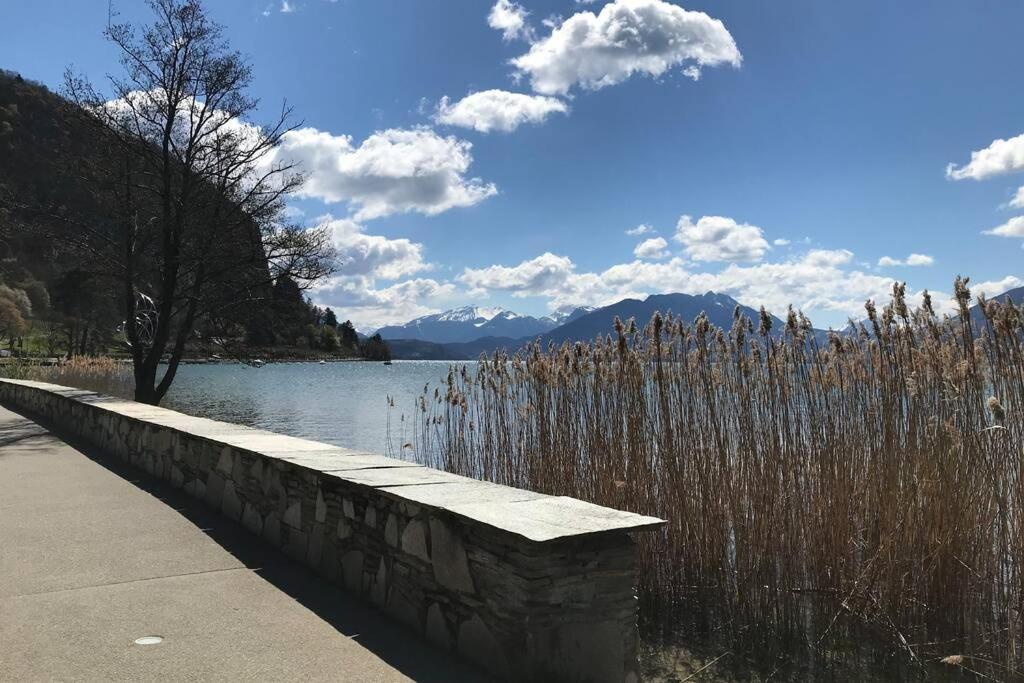 Chez Jacques - Terrasse Avec Vue Lac Et Montagne Annecy Luaran gambar
