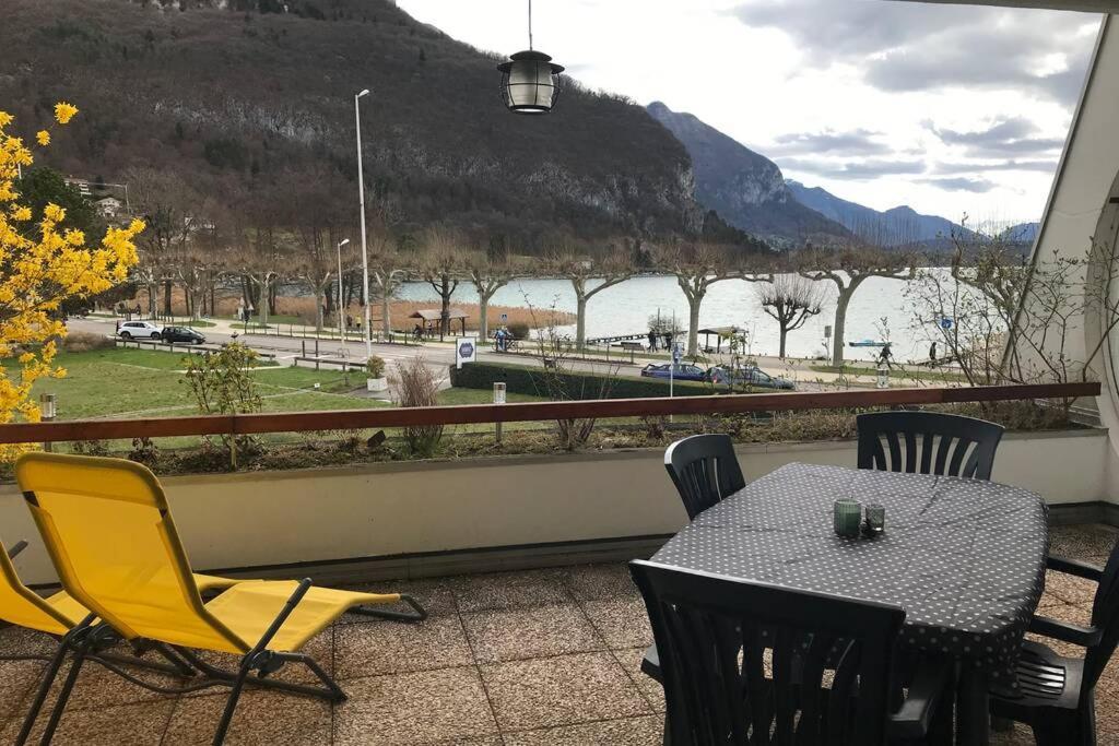 Chez Jacques - Terrasse Avec Vue Lac Et Montagne Annecy Luaran gambar